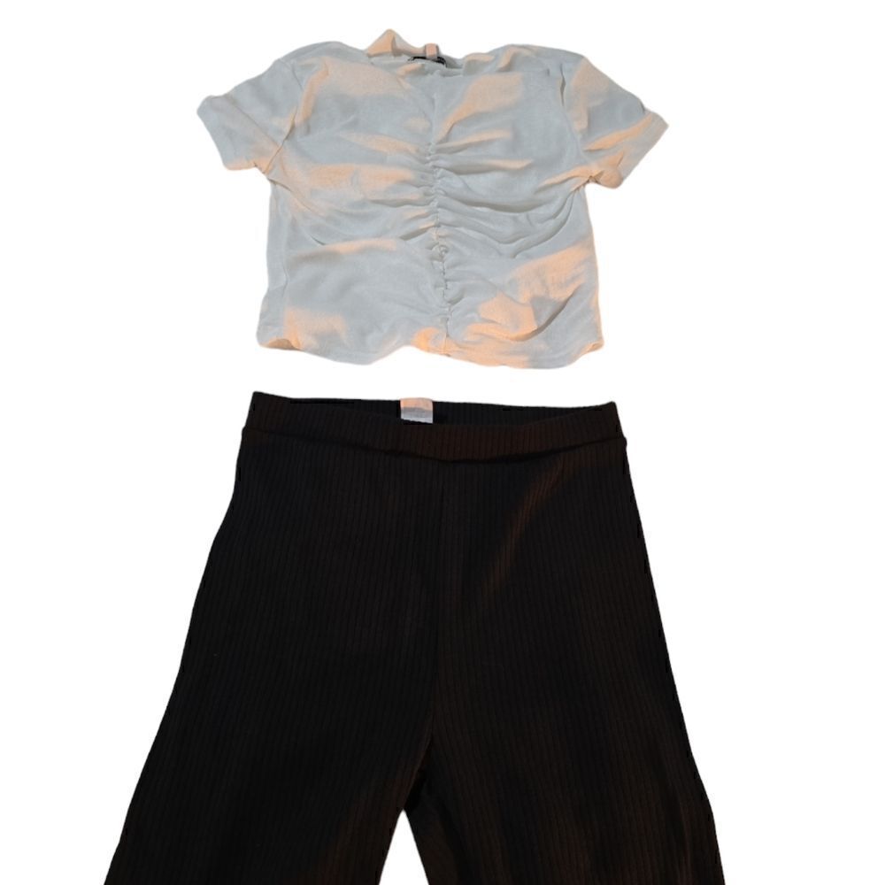 Fashion Nova top and shorts size small